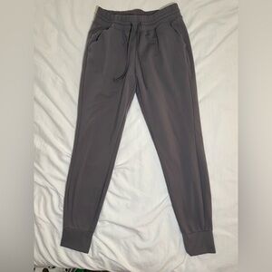 Women’s Gray Jogger Pants